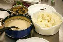 Pine-nut Gravy and mashed potatoes